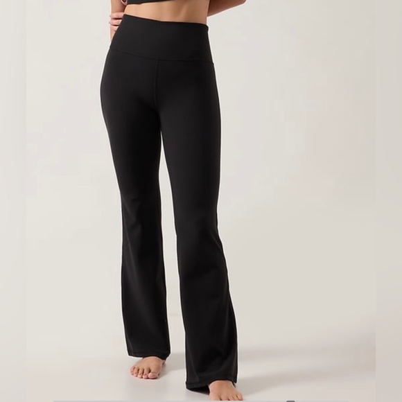 Athleta Pants - Athleta High Rise Elation Black Flare Leggings In Women’s Size S